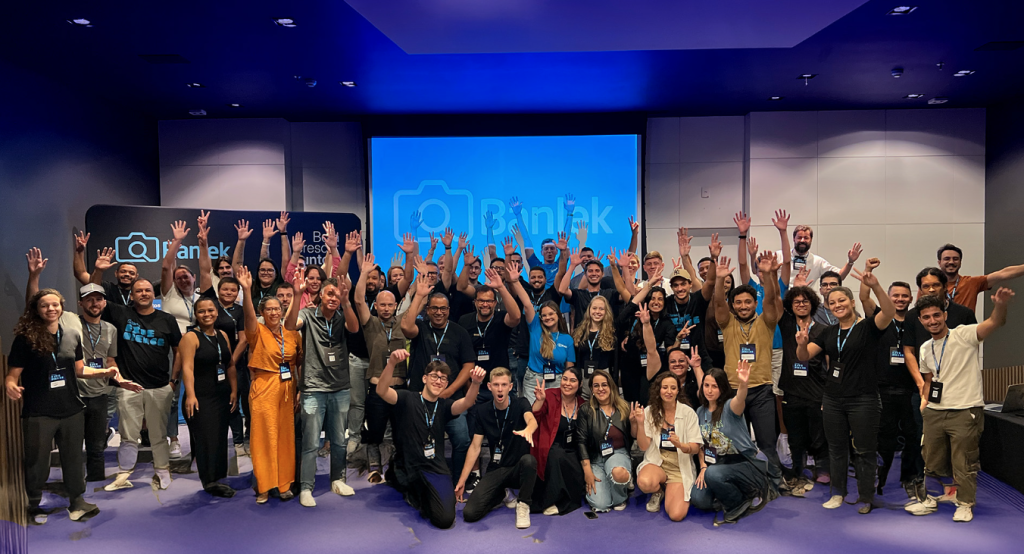 Fotógrafos participam do workshop da Banlek em Chapecó (SC), evento que reuniu profissionais da região para troca de experiências e aprendizado