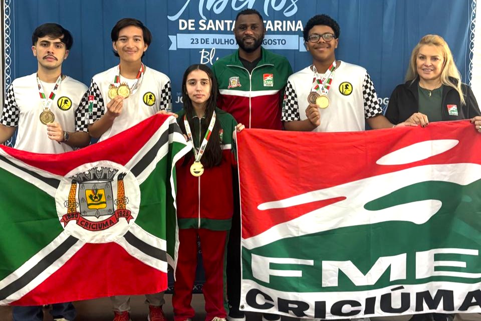 Criciúma brilha no xadrez e conquista seis medalhas em Blumenau