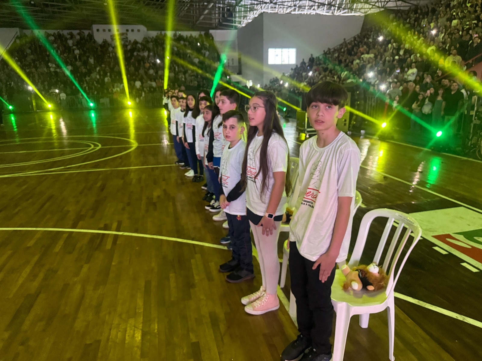 Criciúma celebra formatura de 1.016 alunos no Proerd com grande emoção