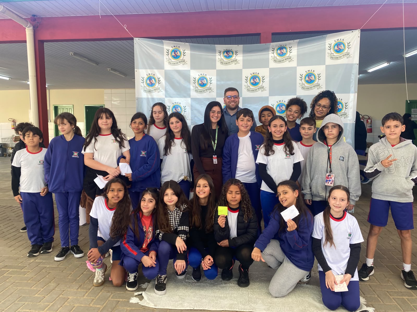 Jornalistas visitam escolas em Criciúma durante a Feira do Livro