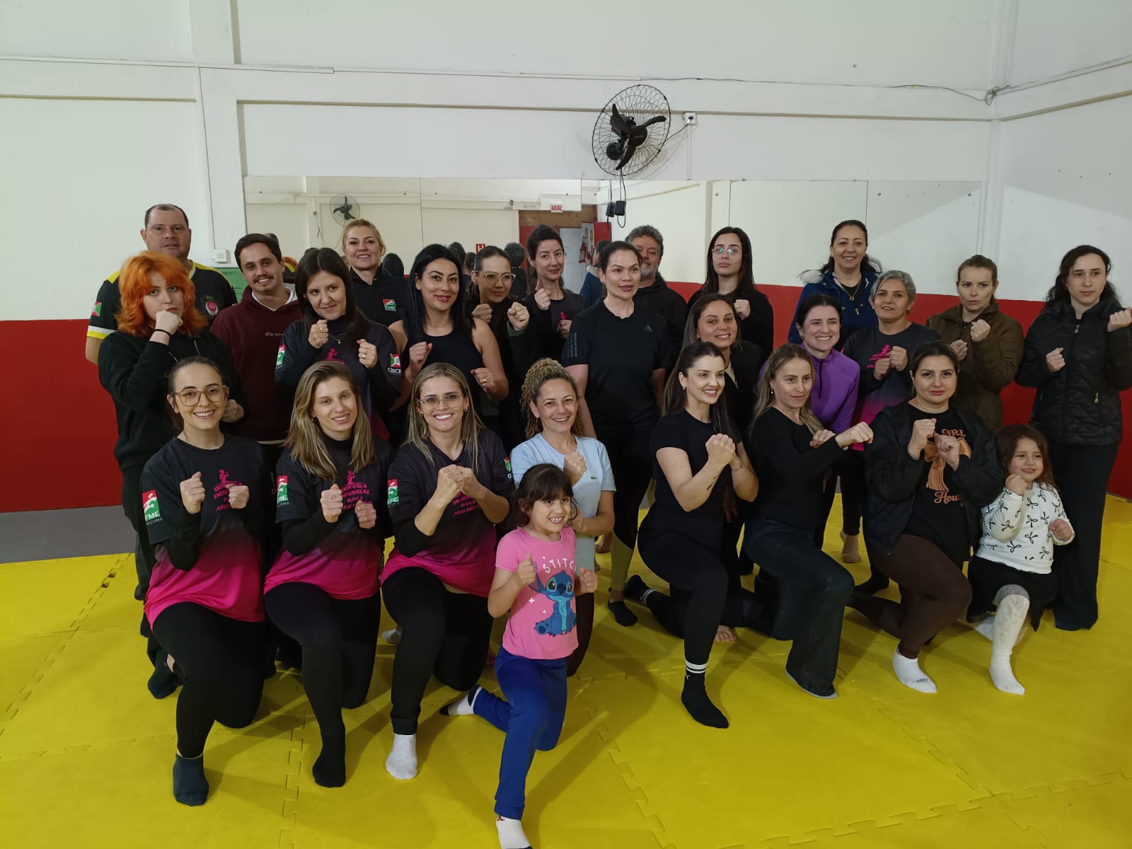 Curso de Defesa Pessoal para Mulheres é Concluído com Sucesso em Criciúma