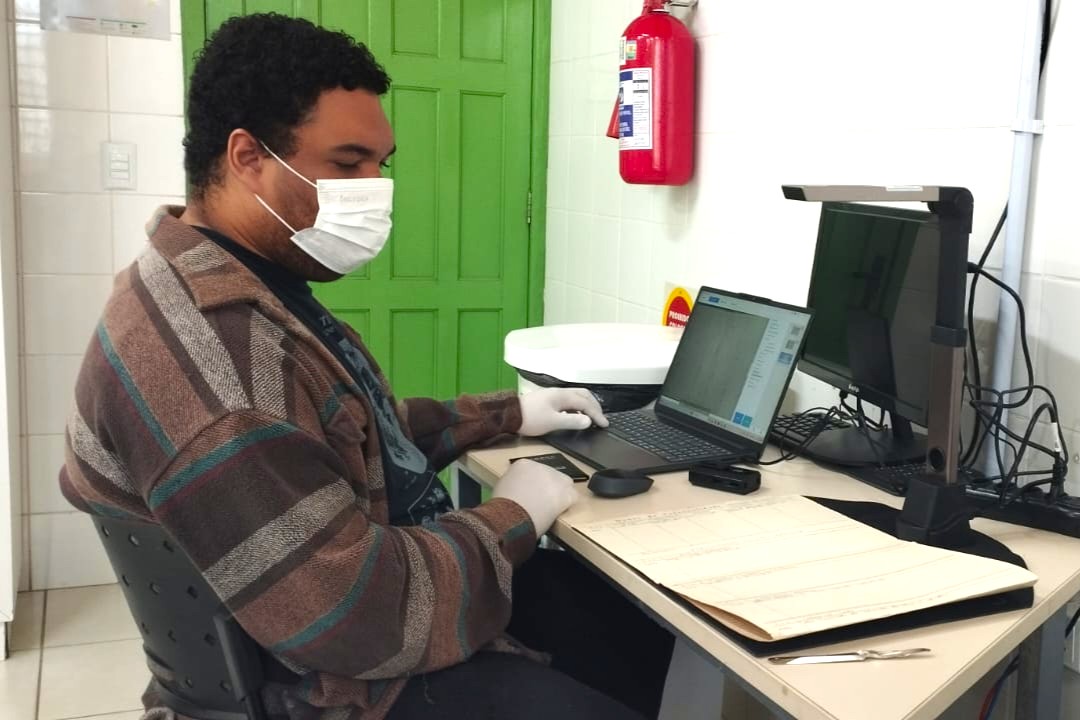 Prefeitura de Criciúma digitaliza arquivos escolares para modernizar serviços